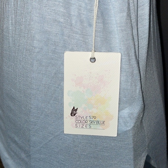 NWT. Glitz. Women’s size Small Sky Blue spaghetti top - Picture 5 of 7